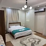 Zieko Apartment 3 Near Auc