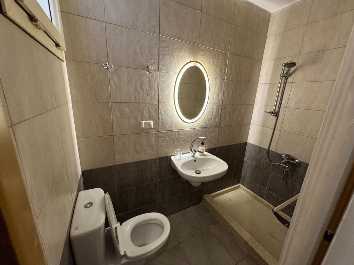 Appartement Zieko 3 Near Auc Caïro